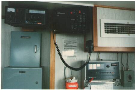 SOYC-069 Radio equipment on Merindah Pearl (1)