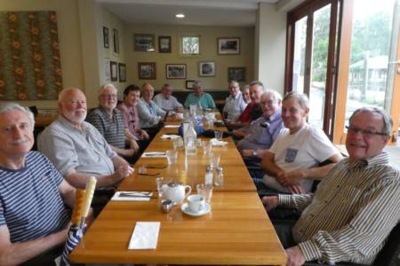 Peter, Gary, Robin, Robert, Lindsay, Vince, Greg, Denis, Greg, Ed, Bill, Ray, Brian @January 2020 Southside Catch-up